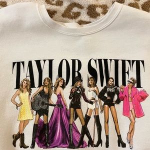 OFFICIAL TAYLOR SWIFT Eras Sweatshirt (Love edition)